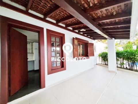 Sobrado à venda em Campinas, Bairro das Palmeiras, com 4 suítes, com 302.28 m²