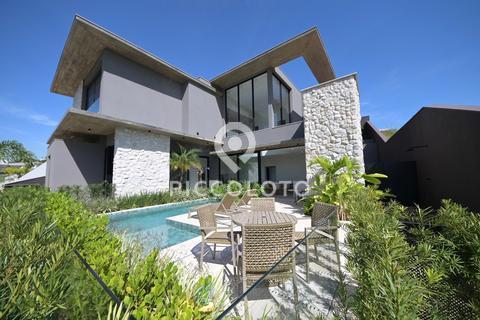 Sobrado à venda em Indaiatuba, Jardim Santa Rita, com 4 suítes, com 455 m², Villa dos Pinheiros