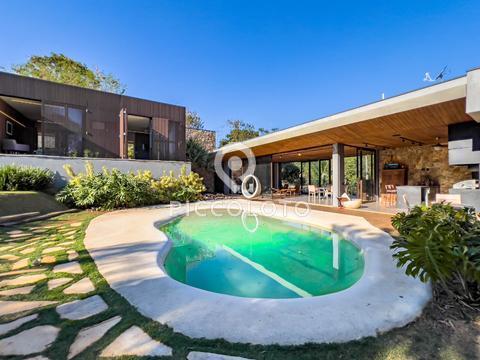 Sobrado à venda e para alugar em Campinas, Chácara Bela Vista, com 5 suítes, com 446.1 m²