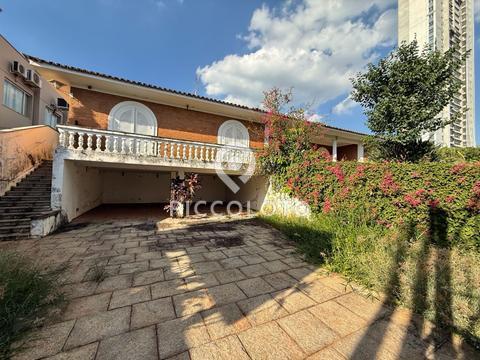 Casa comercial à venda e para alugar em Campinas, no Jardim das Paineiras.