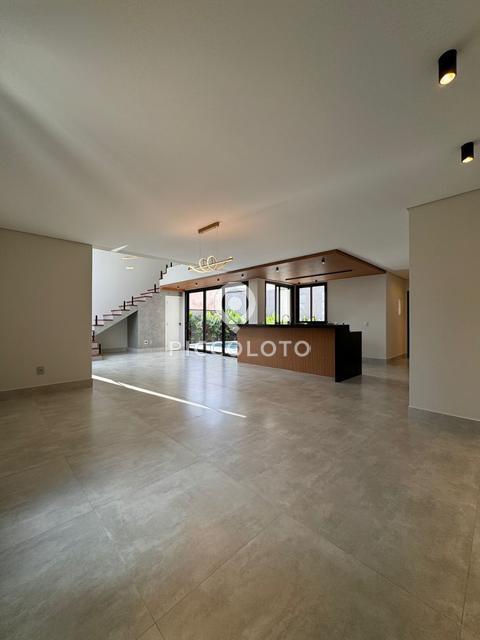 Sobrado à venda em Campinas, Loteamento Caminhos de São Conrado (Sousas), com 3 suítes, com 215 m²