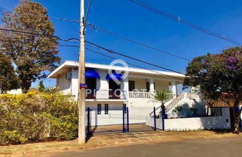 Casa à venda em Campinas, Cidade Universitária, com 9 quartos, com 449.5 m²