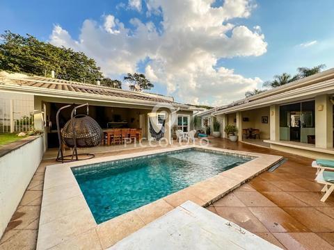 Casa à venda em Campinas, Bairro das Palmeiras, com 3 suítes, com 303.83 m²